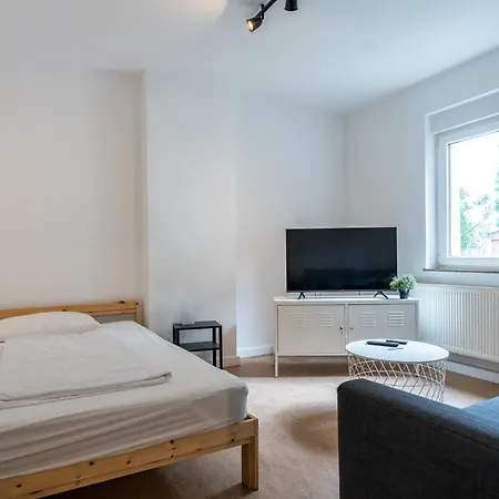Apartment Lofts - Praktische Monteurwohnung Fuer 3 - Naehe Uni, Klinikum, Industriepark Mittelfeld