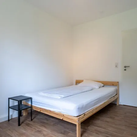 Lofts - Praktische Monteurwohnung Fuer 3 - Naehe Uni, Klinikum, Industriepark Mittelfeld Apartment *